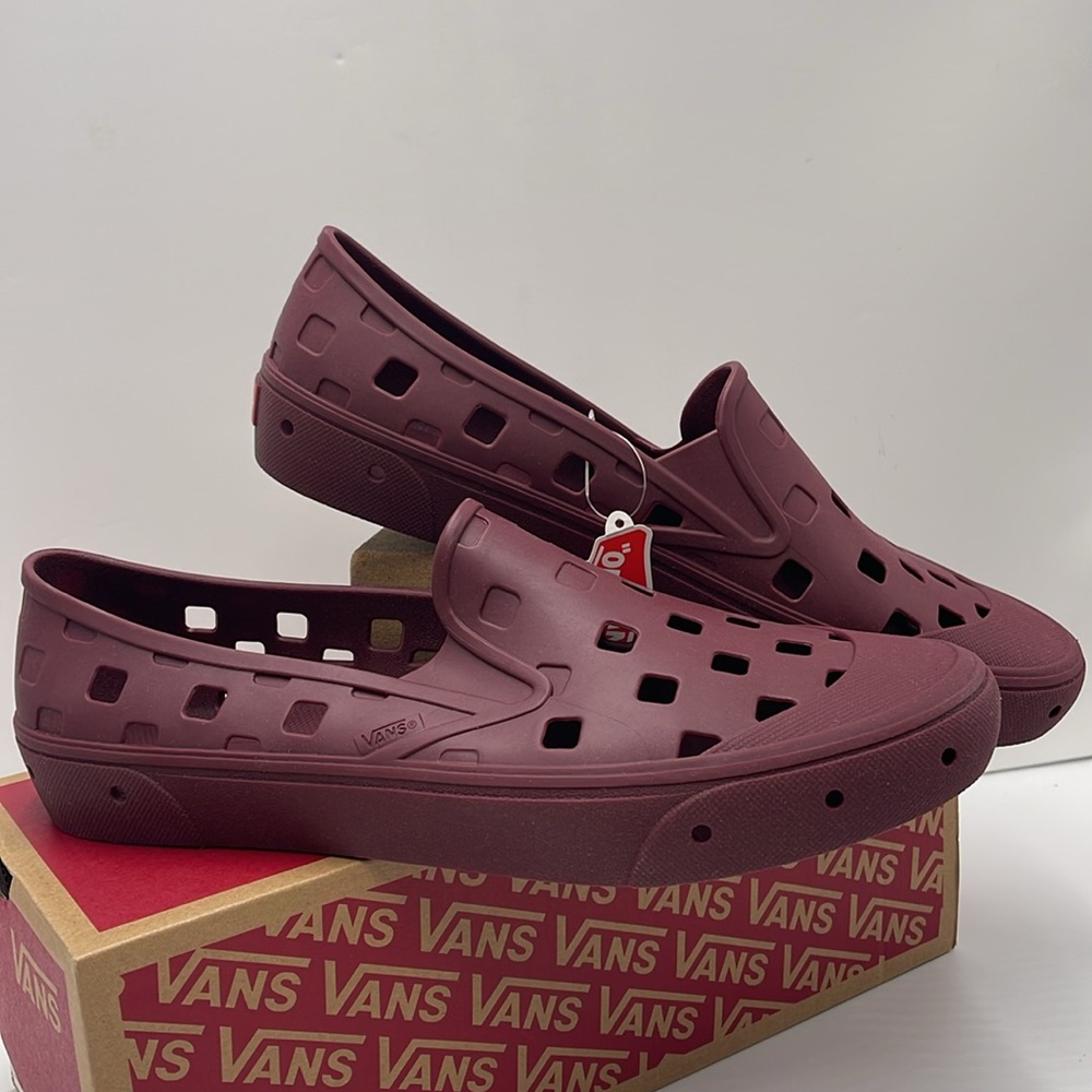 Vans Men’s Slip-On Trk
Tawny Port
VN0A5HF8TWP
Sneakers - Picture 6 of 16